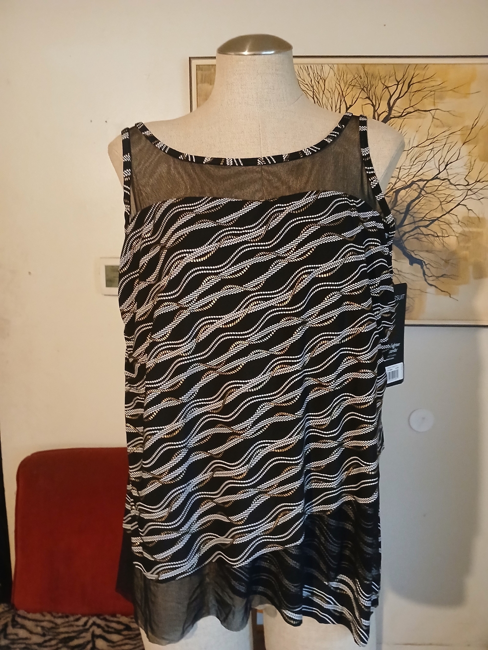 Miraclesuit Black and White Wave Mesh Tank Swim Top